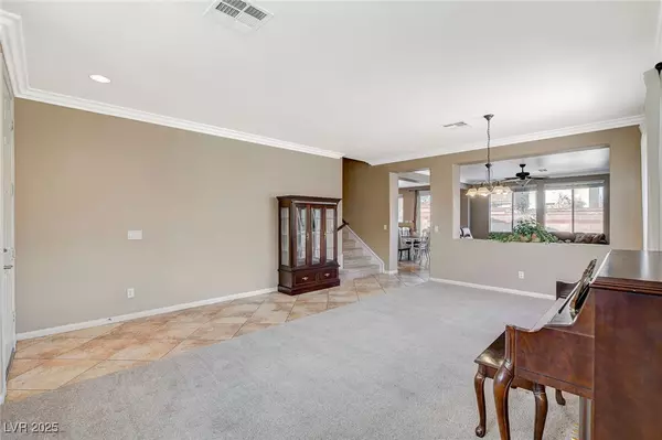 Las Vegas, NV 89149,9416 Highview Rock CT