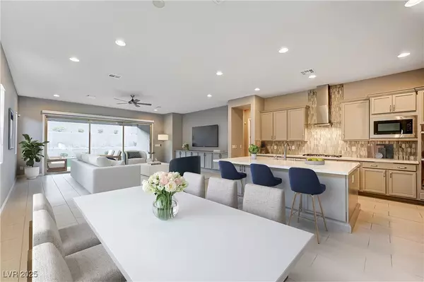 Las Vegas, NV 89138,463 Harmony Bay AVE