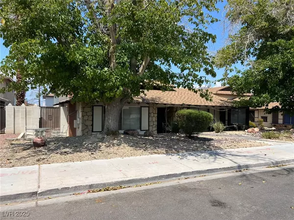 Las Vegas, NV 89121,2916 Karen AVE