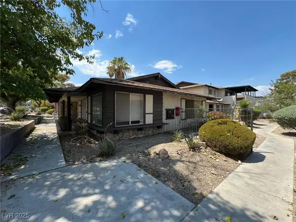 Las Vegas, NV 89121,2916 Karen AVE