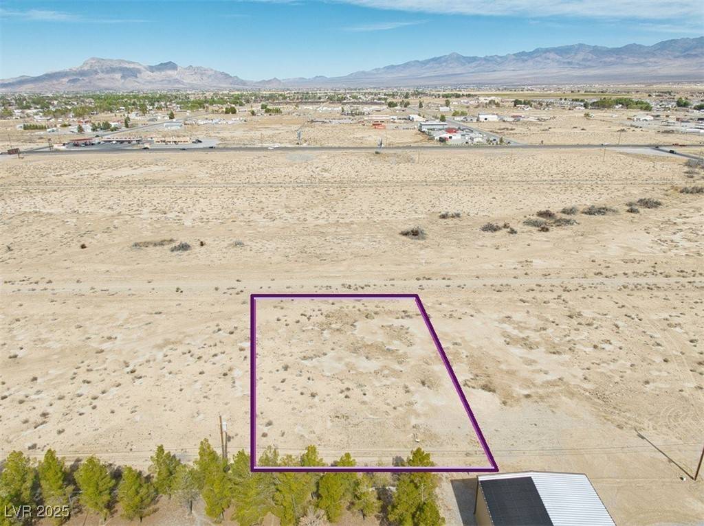 Pahrump, NV 89048,821 W Brady LN