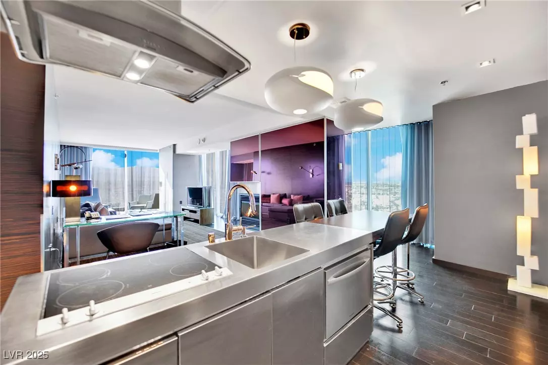 Las Vegas, NV 89103,4381 W Flamingo RD #1901
