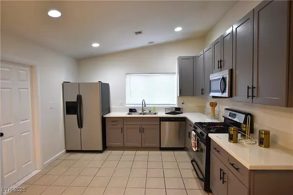 Las Vegas, NV 89104,4120 E Cincinnati AVE