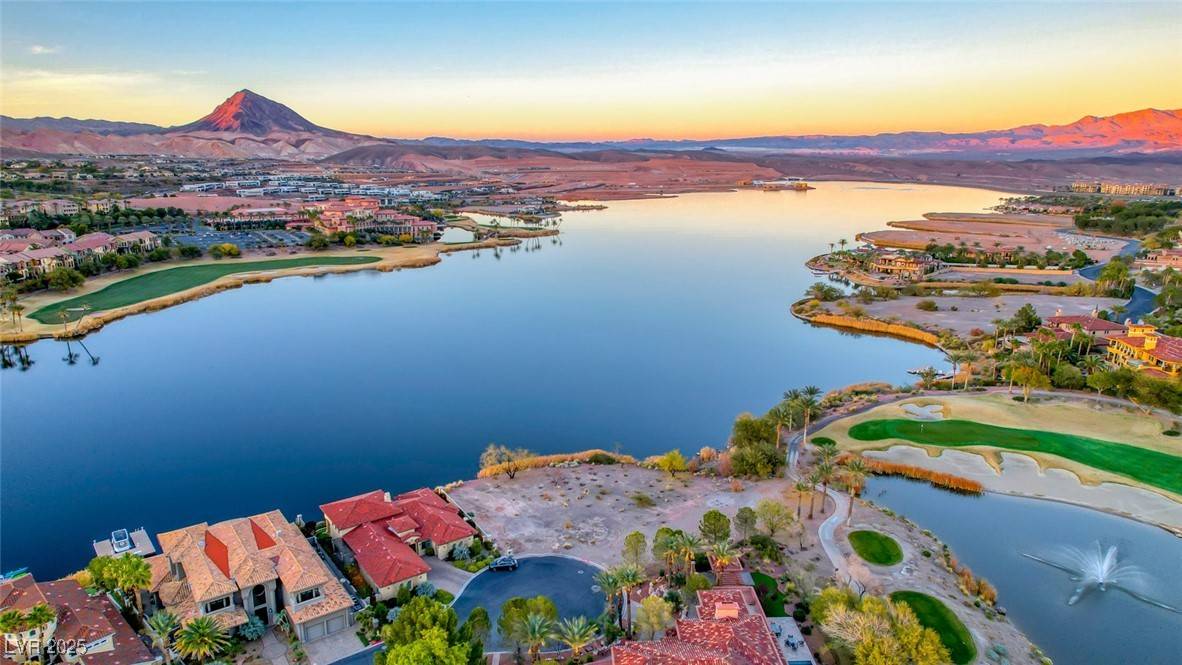 Henderson, NV 89011,14 Rue Promenade WAY