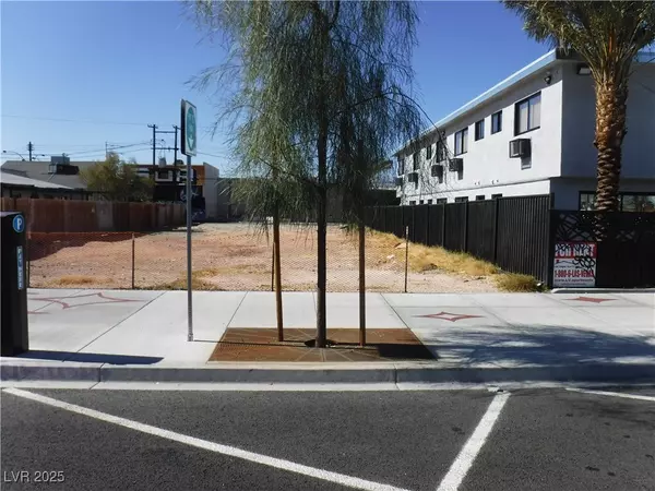 Las Vegas, NV 89104,1420 S Casino Center BLVD