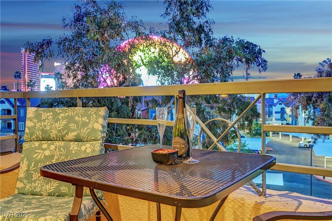210 E Flamingo RD #326, Las Vegas, NV 89169