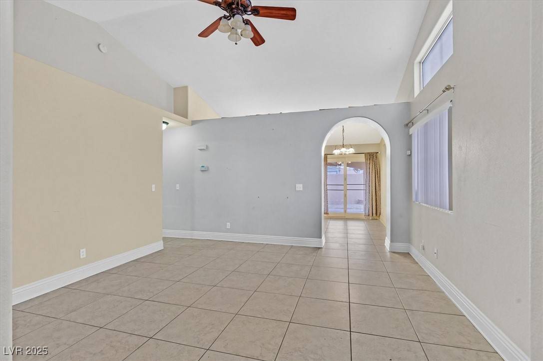 Las Vegas, NV 89110,4585 Coral Silk CT