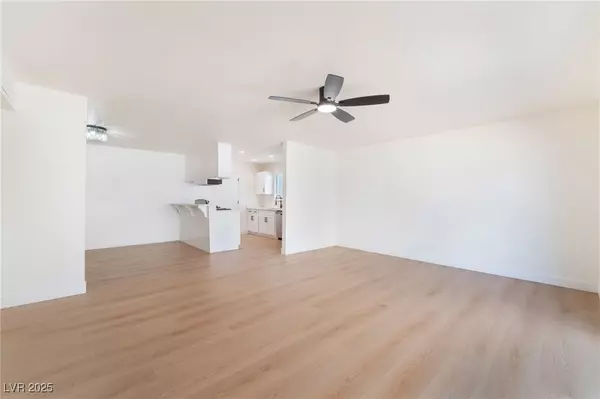 Las Vegas, NV 89107,6320 Hobart AVE