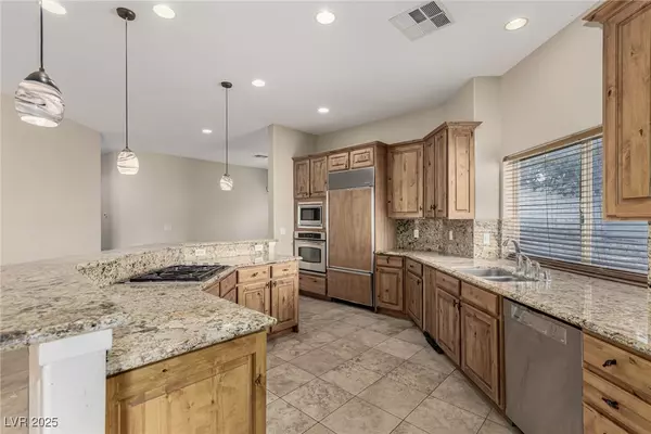 Las Vegas, NV 89121,3789 Gershon CT