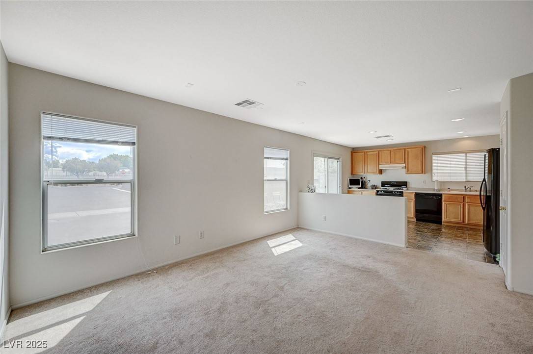Las Vegas, NV 89183,10265 Franford CT