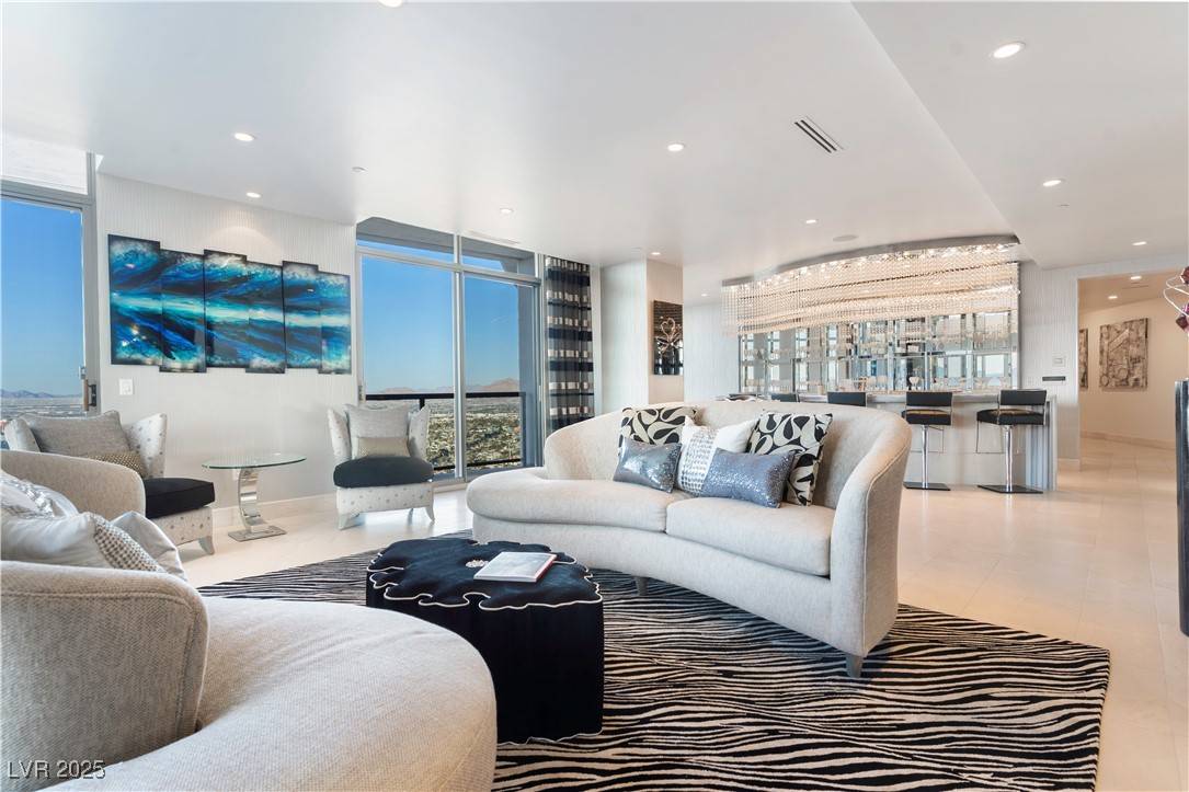 200 W Sahara AVE #4101, Las Vegas, NV 89102