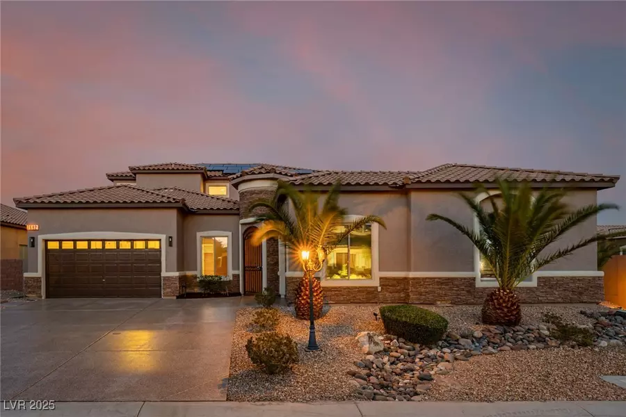 7682 Rafter CT, Las Vegas, NV 89139