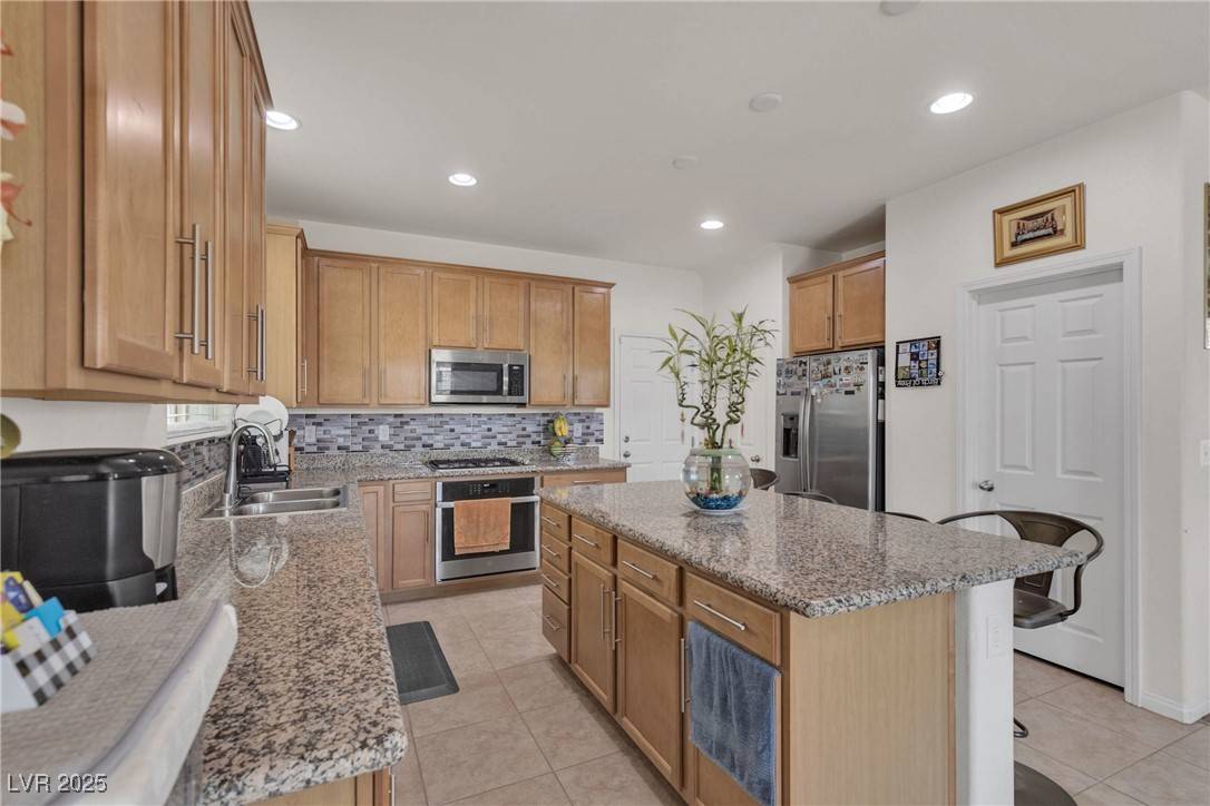 North Las Vegas, NV 89081,4211 Enchanting Sky AVE