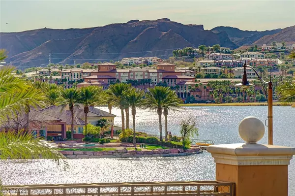Henderson, NV 89011,15 Via Mantova #308
