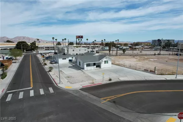 330 N 9th ST, Las Vegas, NV 89101