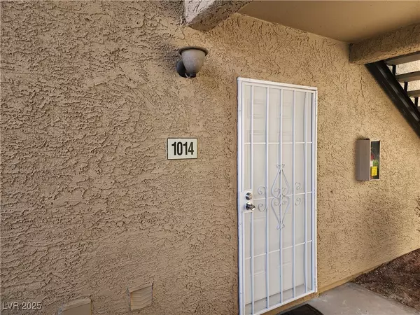 Las Vegas, NV 89145,7200 Pirates Cove RD #1014