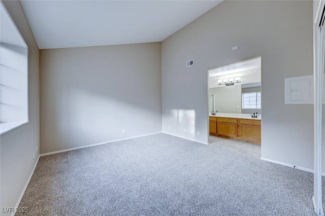 Henderson, NV 89014,331 Seine WAY #331