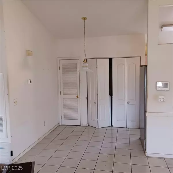 Henderson, NV 89015,746 Anne LN #NA