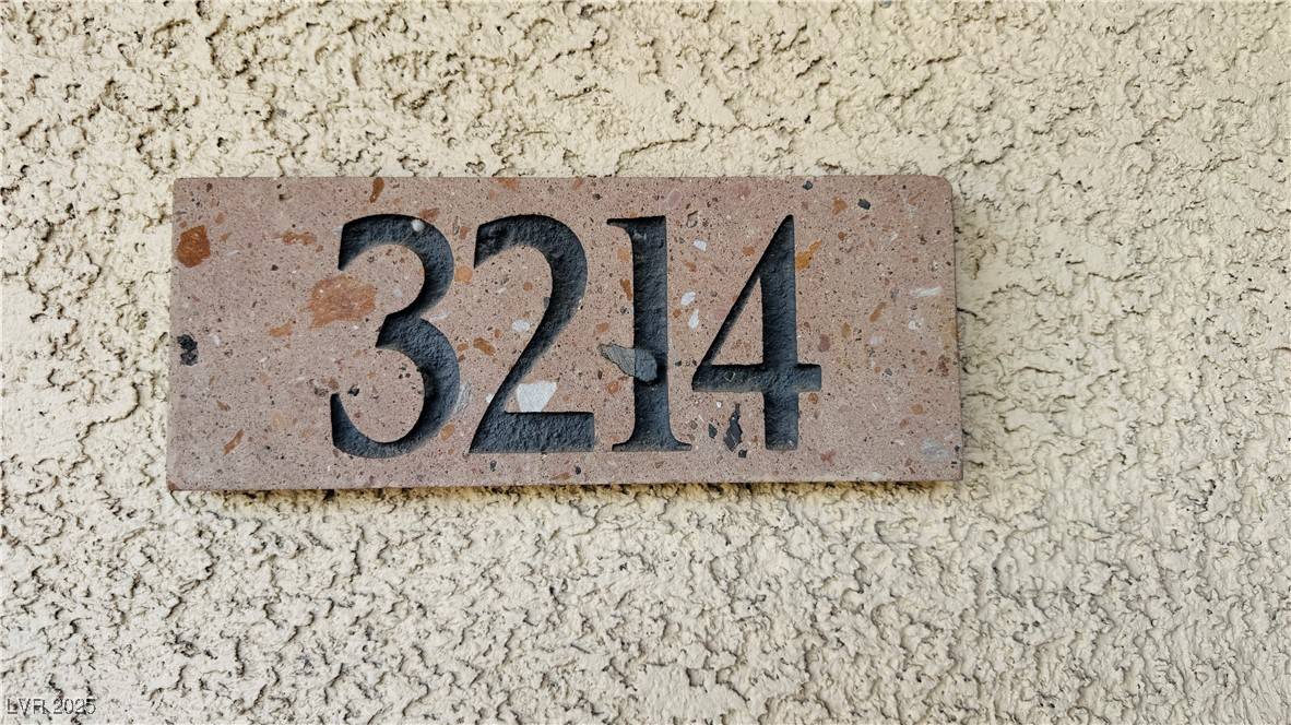 Henderson, NV 89052,2291 W Horizon Ridge Pkwy #3214