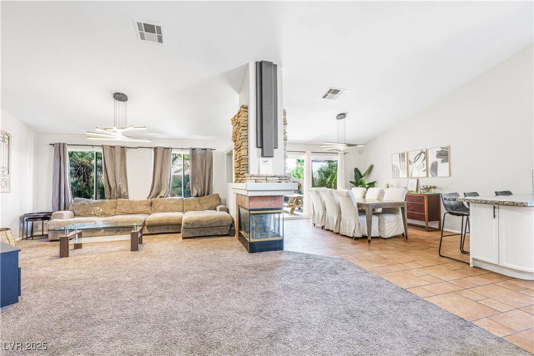 124 Beach Oak AVE, Henderson, NV 89002