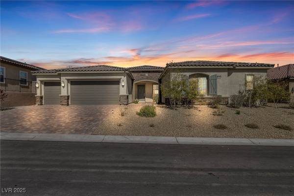 10062 Mountain Foothills AVE, Las Vegas, NV 89149