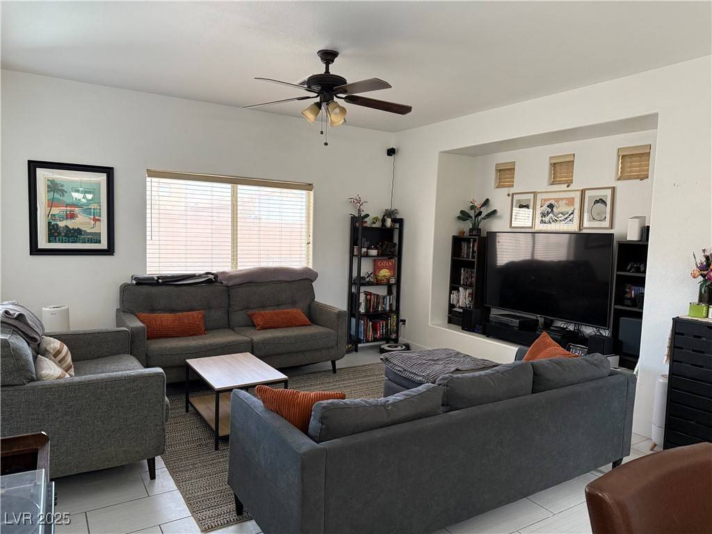 North Las Vegas, NV 89081,3844 Hollycroft DR