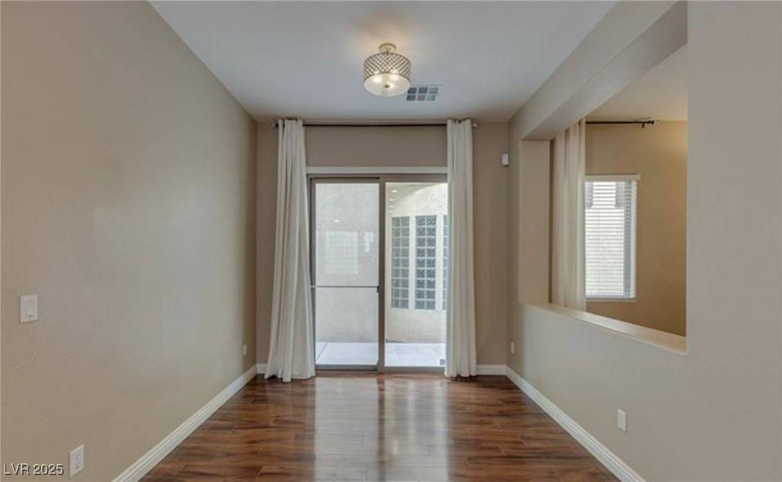 Las Vegas, NV 89145,9156 Whitekirk PL