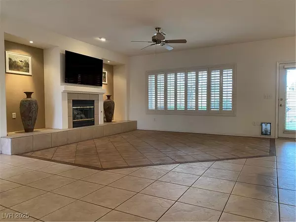 Henderson, NV 89052,1654 Danbury Crossing DR