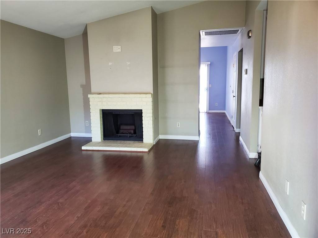 Las Vegas, NV 89128,7008 Copperleaf DR