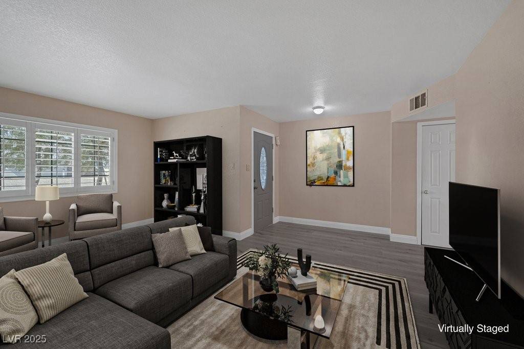 401 Altamira RD, Las Vegas, NV 89145