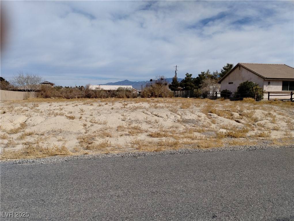 Pahrump, NV 89048,240 Chevron ST