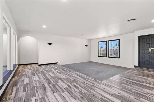Las Vegas, NV 89121,3568 Antigua AVE