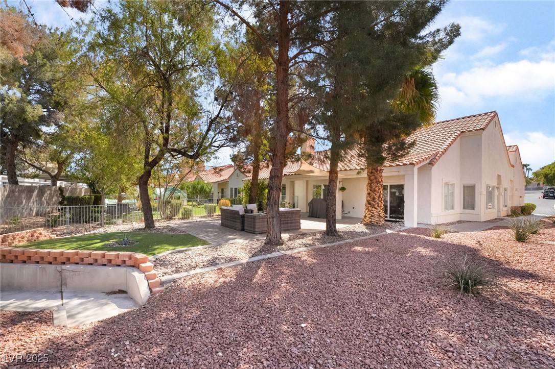 2246 Cassatt DR, Henderson, NV 89074