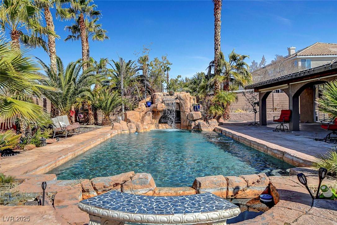 Las Vegas, NV 89110,563 Moon Chase ST