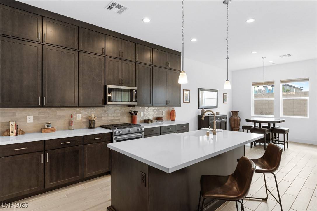 9993 Skye Gazer AVE, Las Vegas, NV 89166