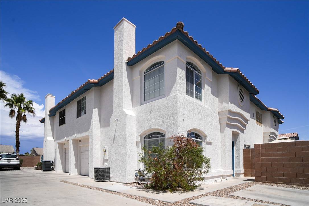 8160 Autumn Star AVE, Las Vegas, NV 89145