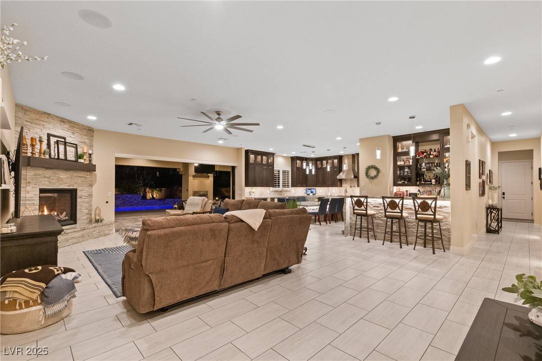 Las Vegas, NV 89129,9117 Hickam AVE