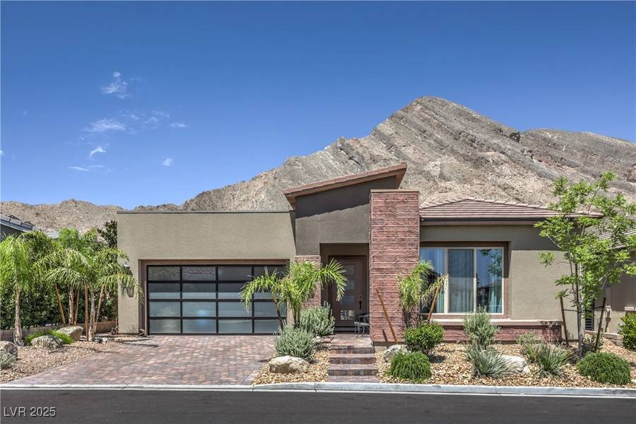 11185 Black Fire Opal DR, Las Vegas, NV 89138