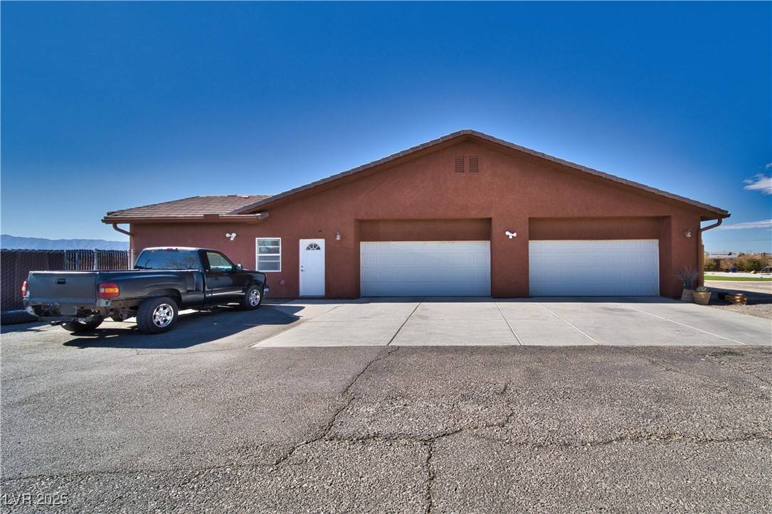 Pahrump, NV 89048,2330 Deadwood ST