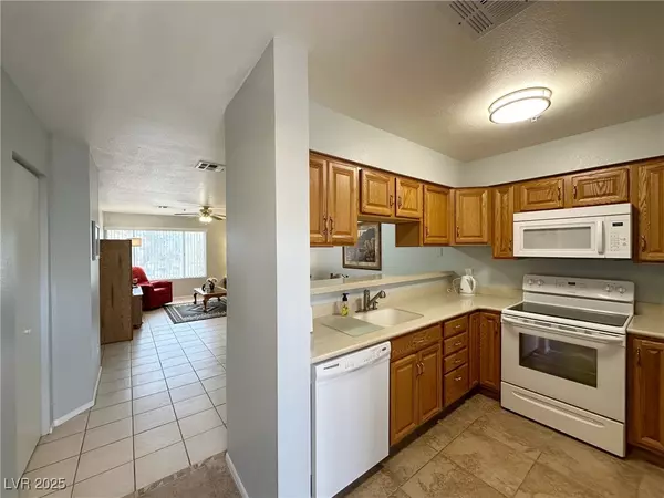 Laughlin, NV 89029,2072 Mesquite LN #102