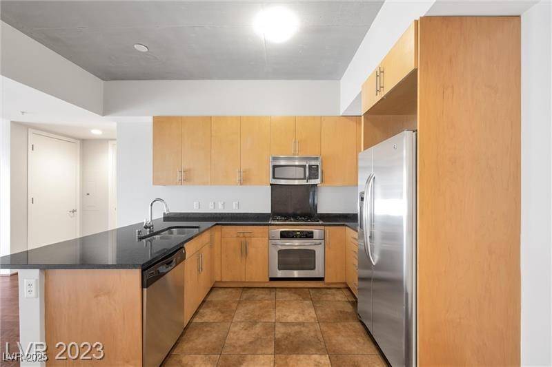 Las Vegas, NV 89101,353 E Bonneville AVE #375