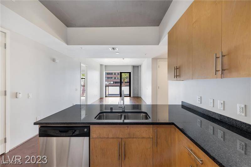 Las Vegas, NV 89101,353 E Bonneville AVE #375