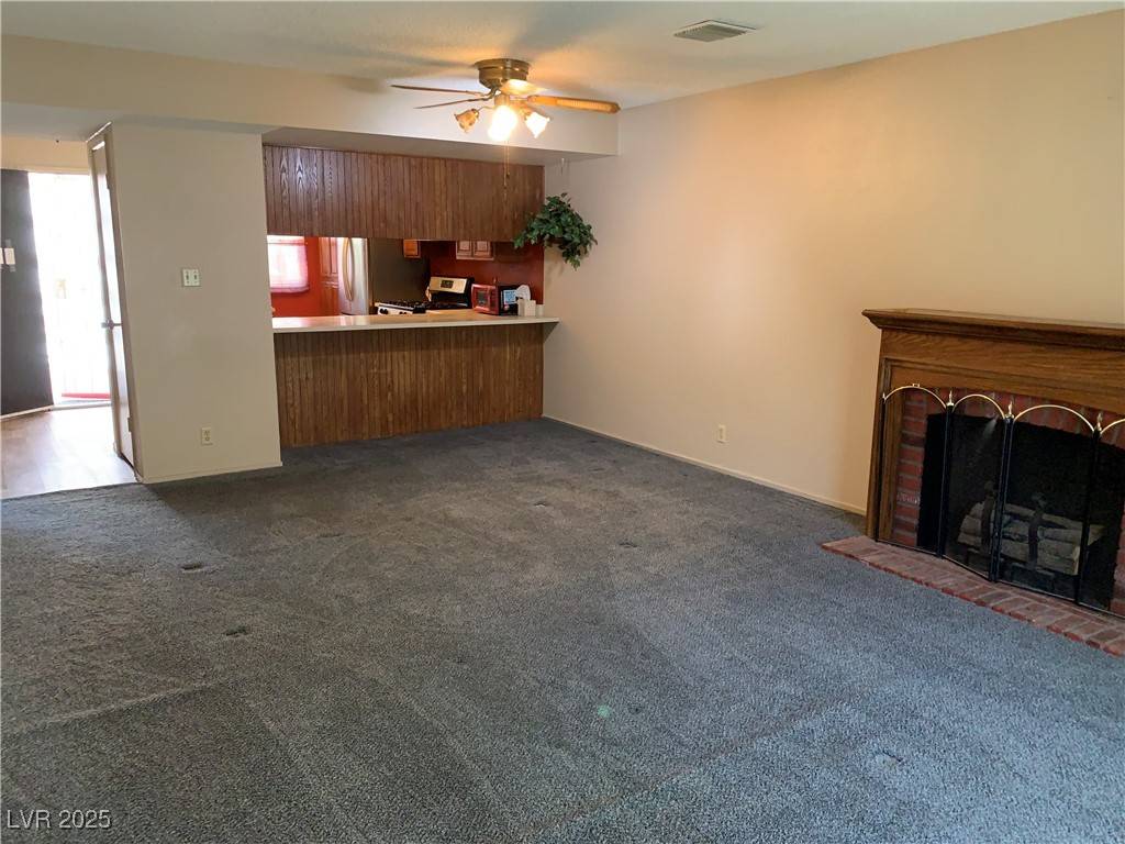 Henderson, NV 89015,774 Anne LN