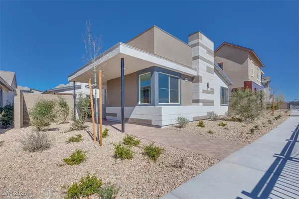 990 Golden Summit DR, Las Vegas, NV 89138