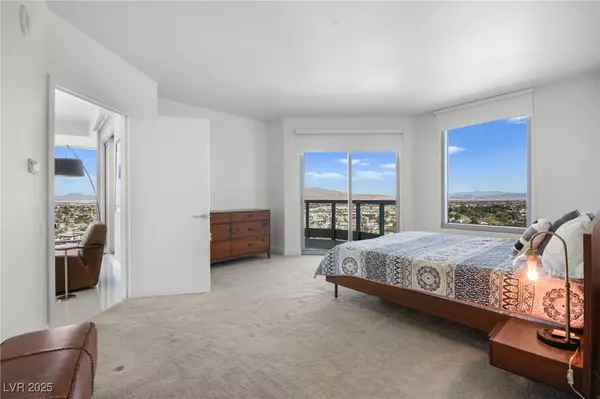 Las Vegas, NV 89109,322 Karen AVE #1507