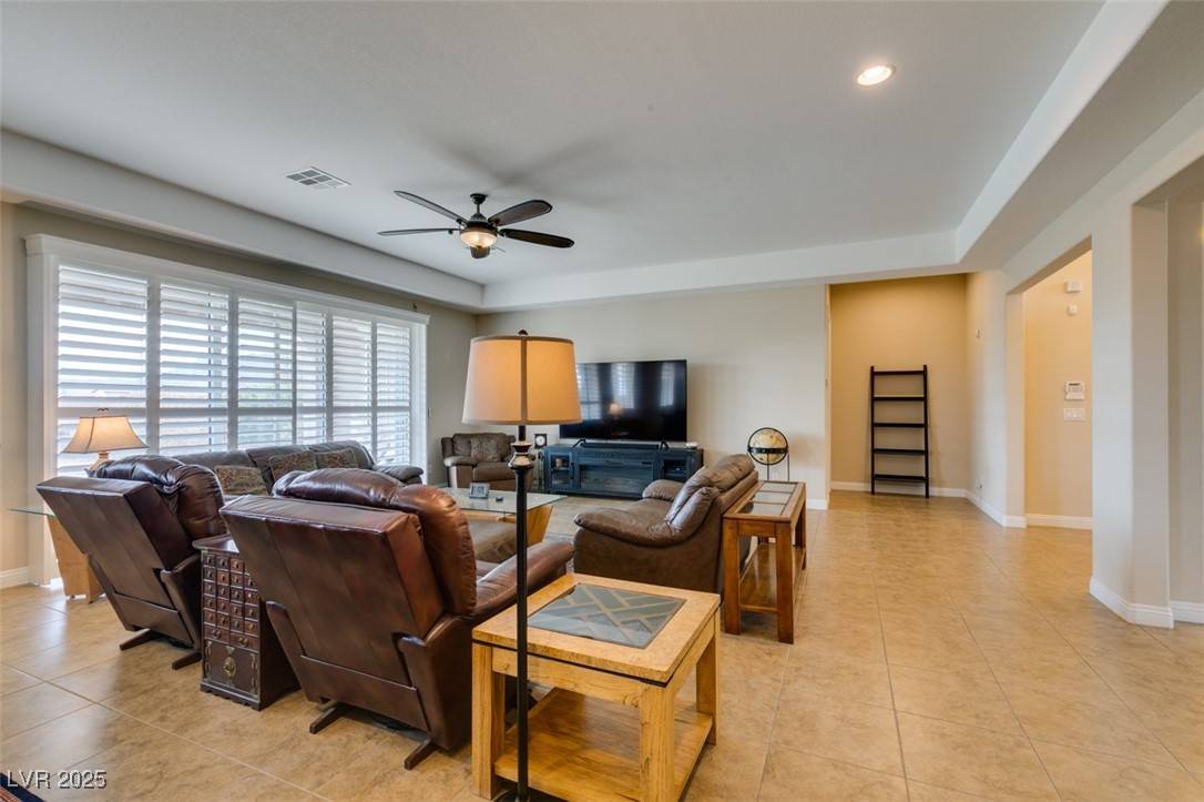 Las Vegas, NV 89149,9731 Addie Meadow CT
