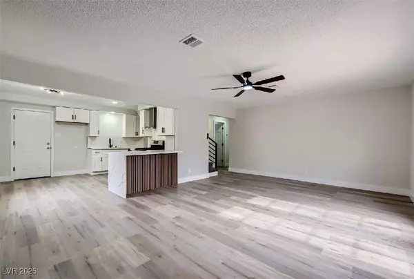 Las Vegas, NV 89146,5129 Del Monte AVE