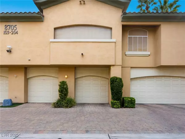 8705 Red Brook DR #203,  Las Vegas,  NV 89128