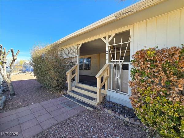 Pahrump, NV 89048,121 Tonopah TRL