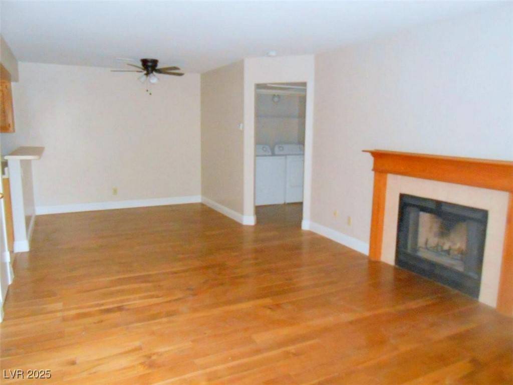 Las Vegas, NV 89117,3450 ERVA ST #242